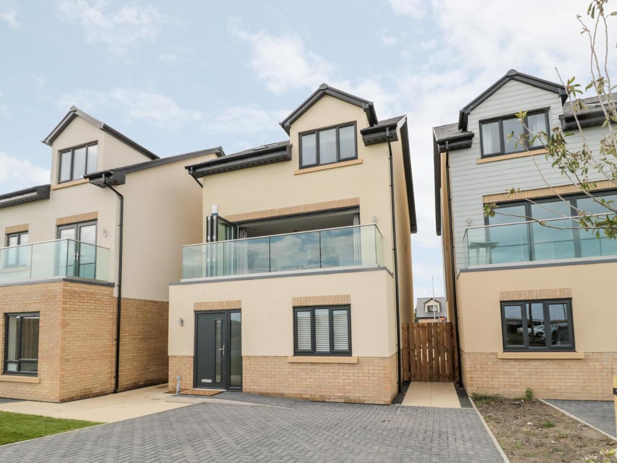Amble Views Villa Morpeth Bagian luar foto