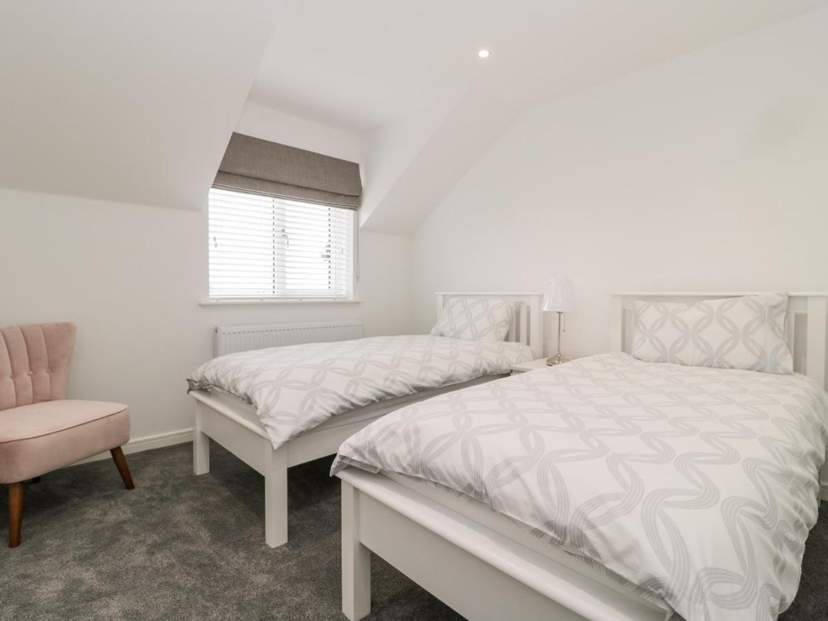 Amble Views Villa Morpeth Bagian luar foto