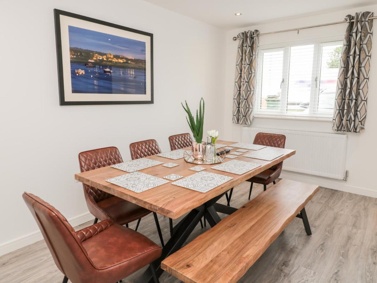 Amble Views Villa Morpeth Bagian luar foto