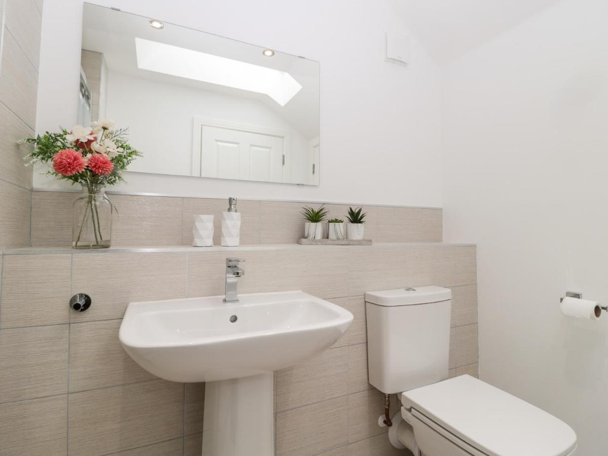 Amble Views Villa Morpeth Bagian luar foto