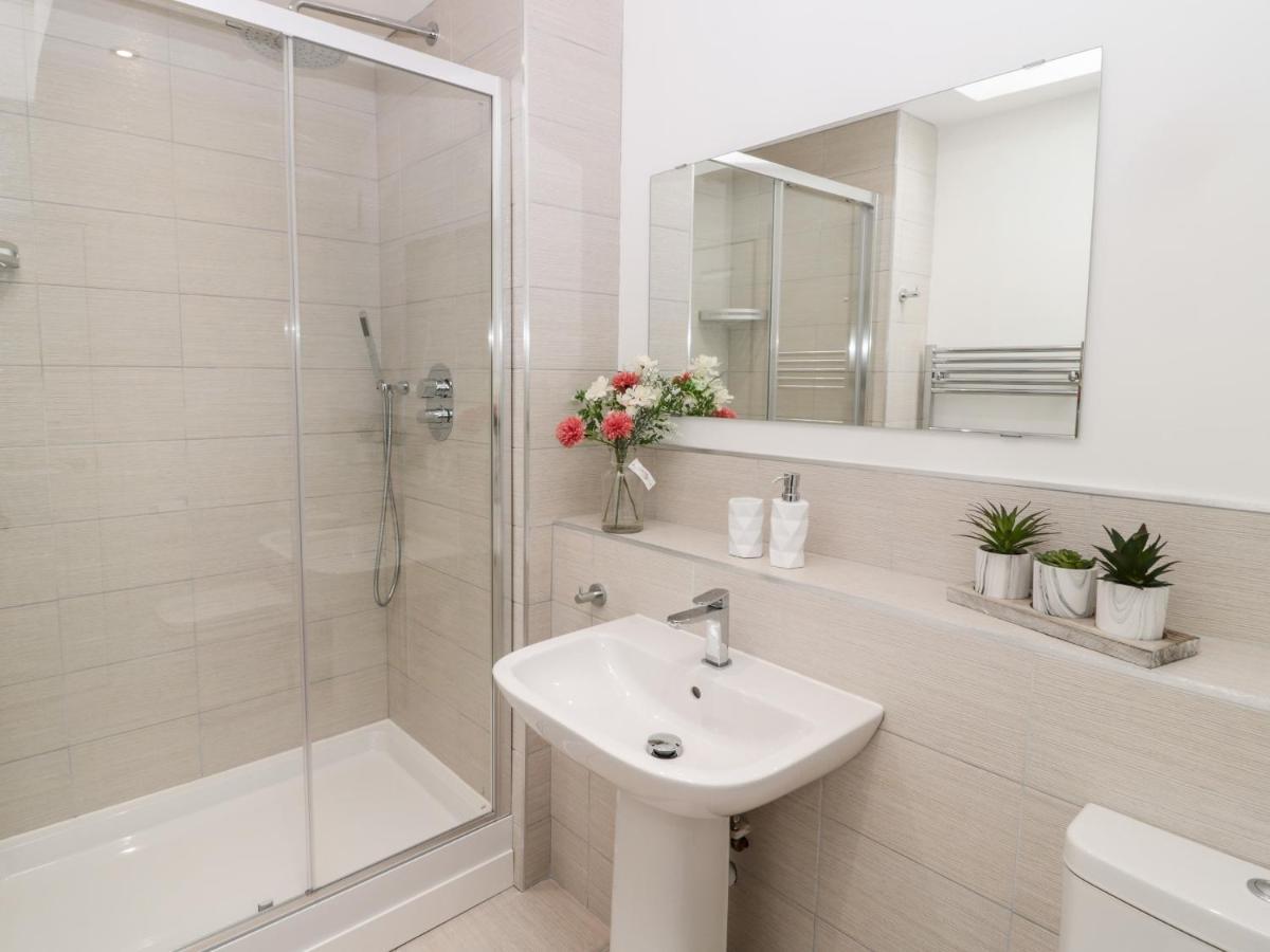 Amble Views Villa Morpeth Bagian luar foto