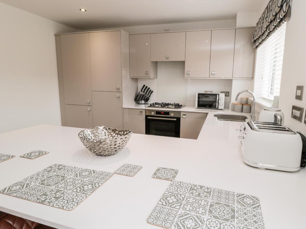 Amble Views Villa Morpeth Bagian luar foto