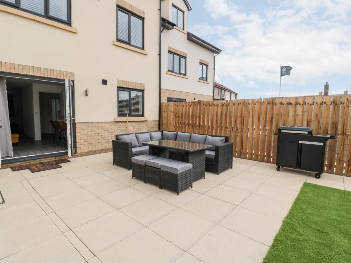 Amble Views Villa Morpeth Bagian luar foto